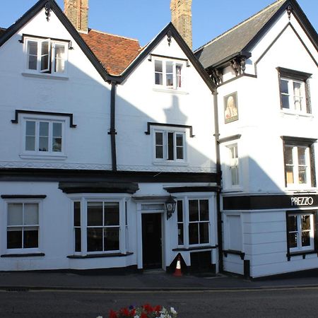 The George Hotel Stansted Airport Bishop's Stortford Buitenkant foto